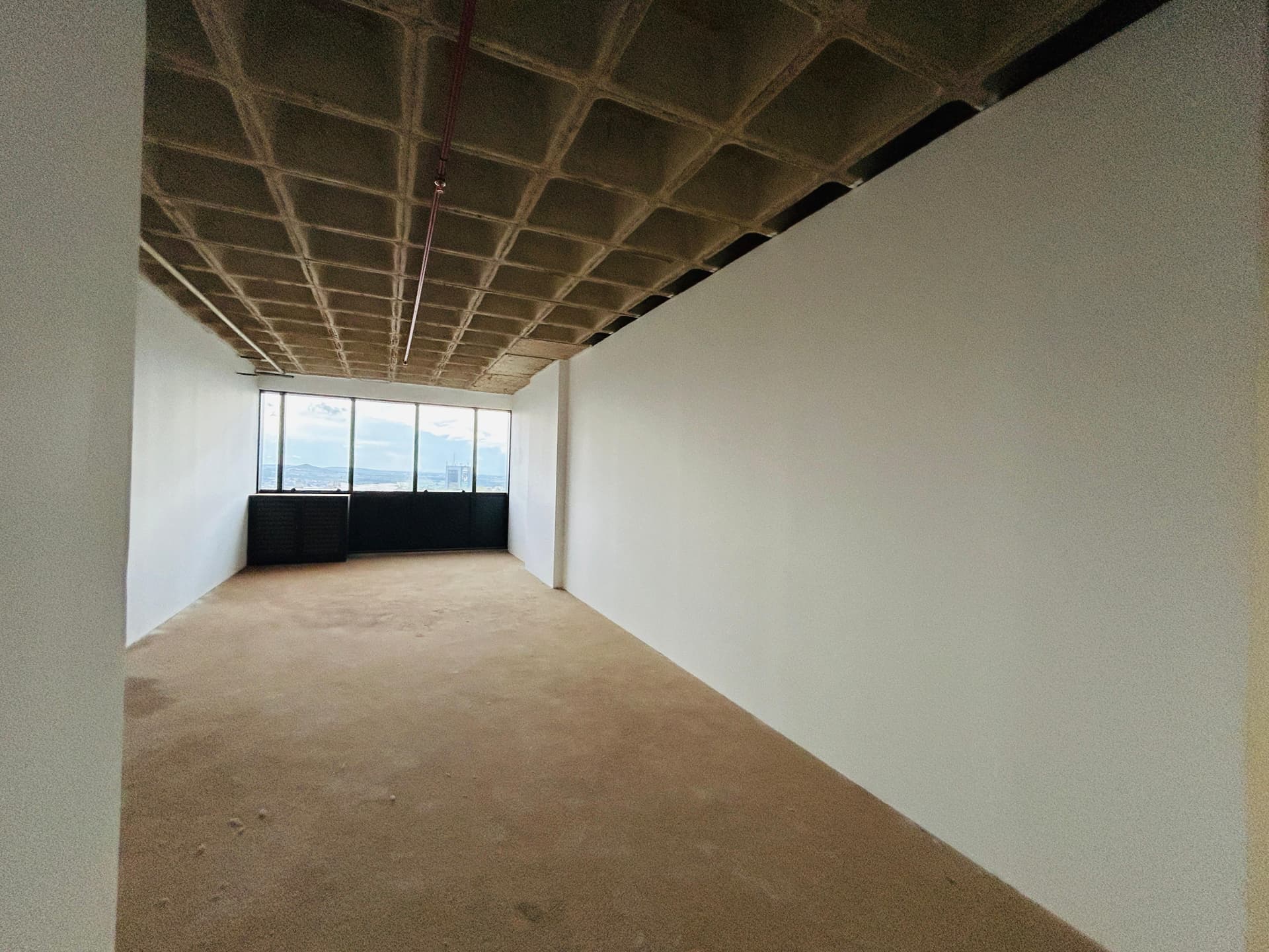 Sala comercial para alugar no Jardim Goiás, QS Tower Office, em Goiânia-GO (Sala 810)
