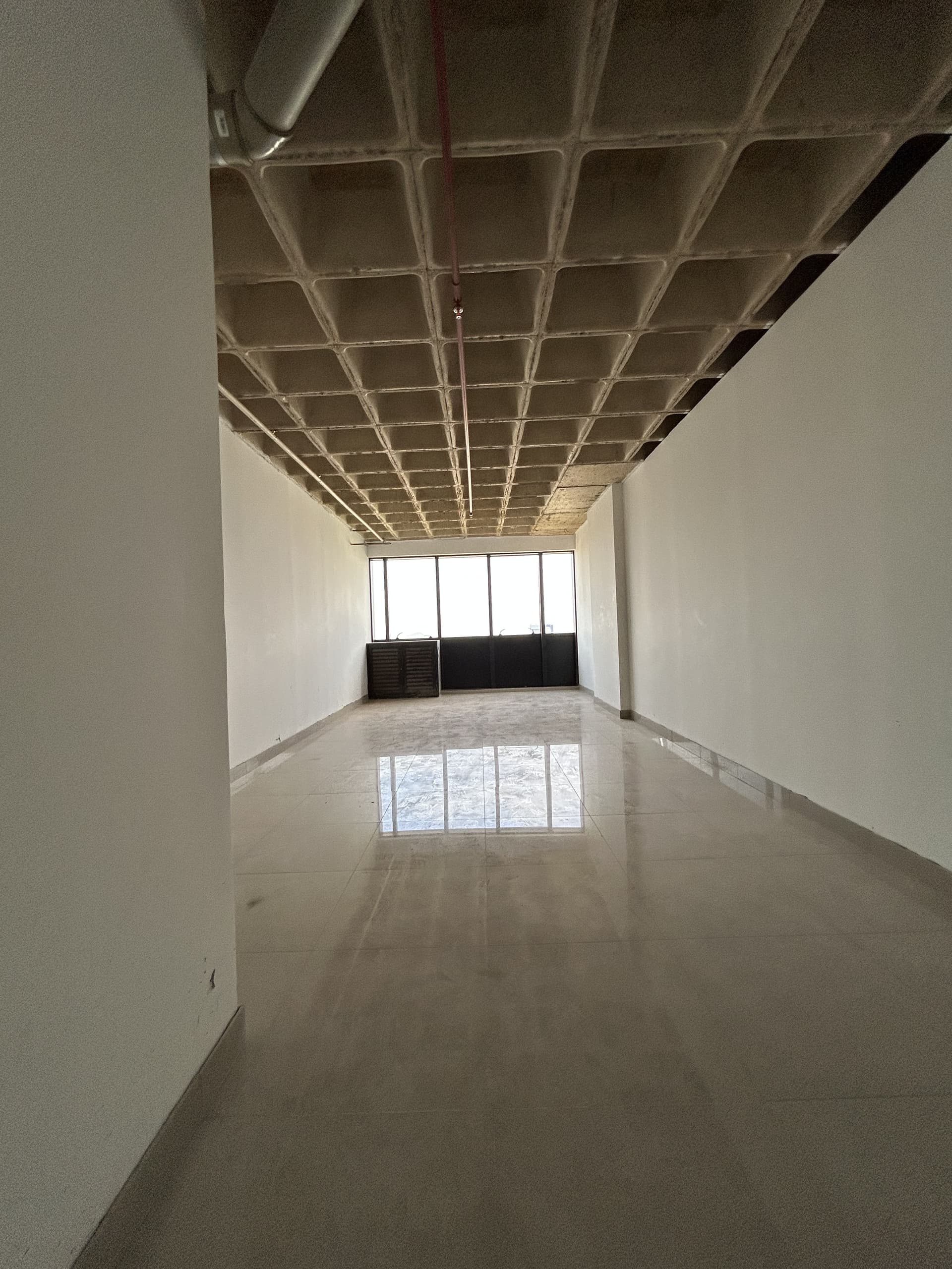 Sala comercial para alugar no Jardim Goiás, QS Tower Office, em Goiânia-GO (Sala 910)