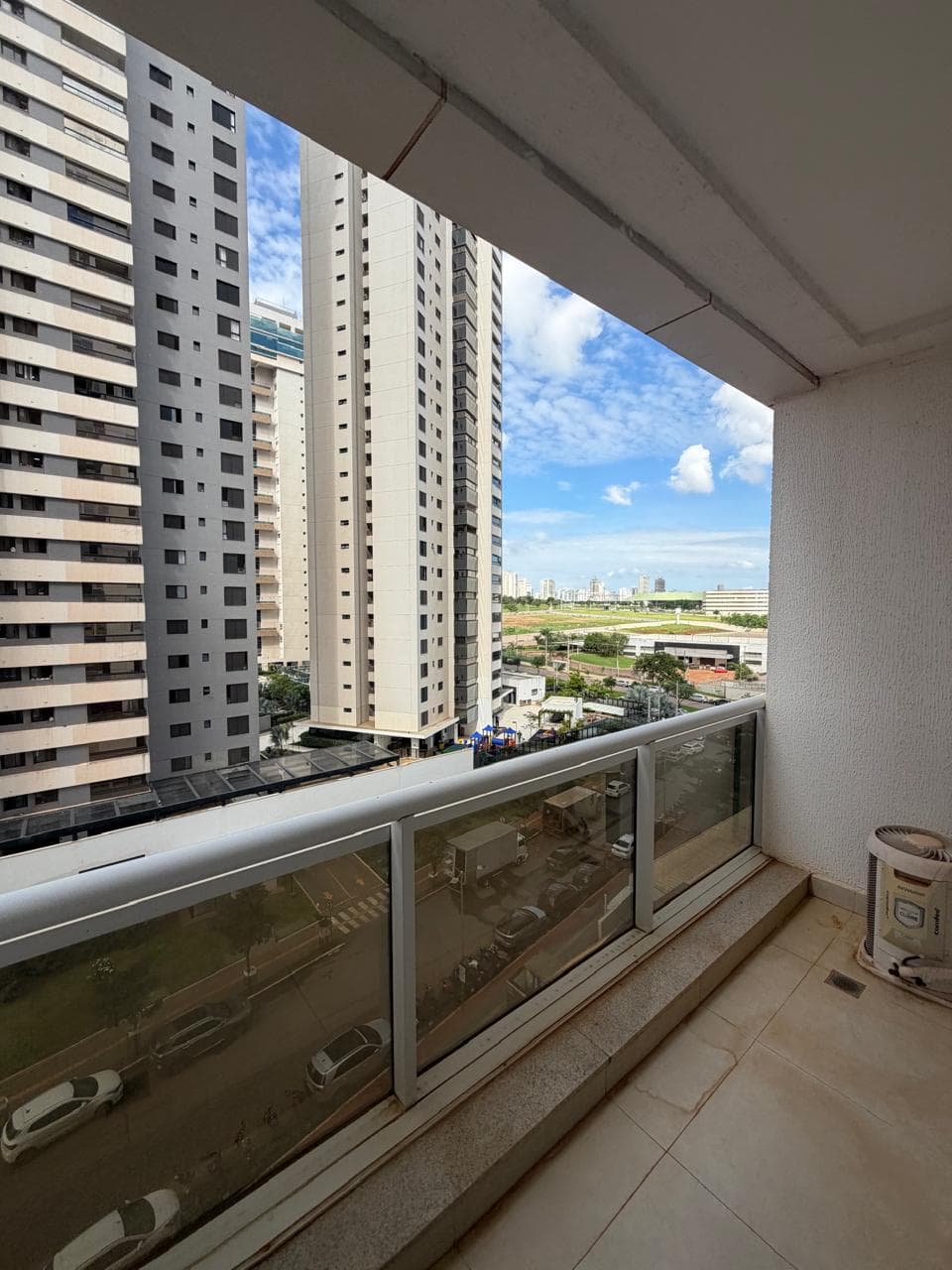 Sala comercial com 31 m² para alugar no Park Lozandes, Torre Trade, em Goiânia-GO (Sala 606)