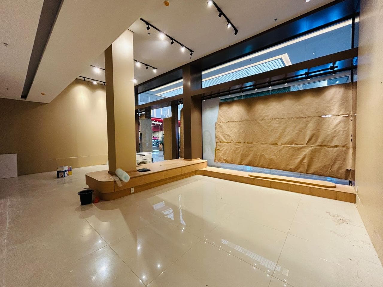 Loja para alugar no Shopping Lozandes em Goiânia-GO (Loja 14-15)