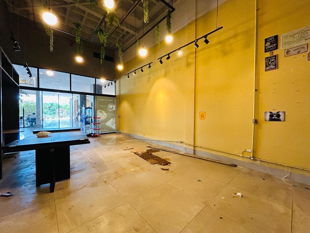 Loja para alugar no Shopping Lozandes em Goiânia-GO (Loja 38)
